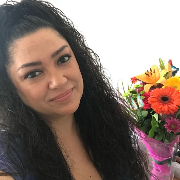 Meet your Posher - Picture 7 of 7